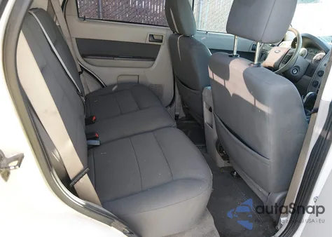 2009 Ford Escape Hybrid из США, поврежденный, VIN 1FMCU49399KA89697